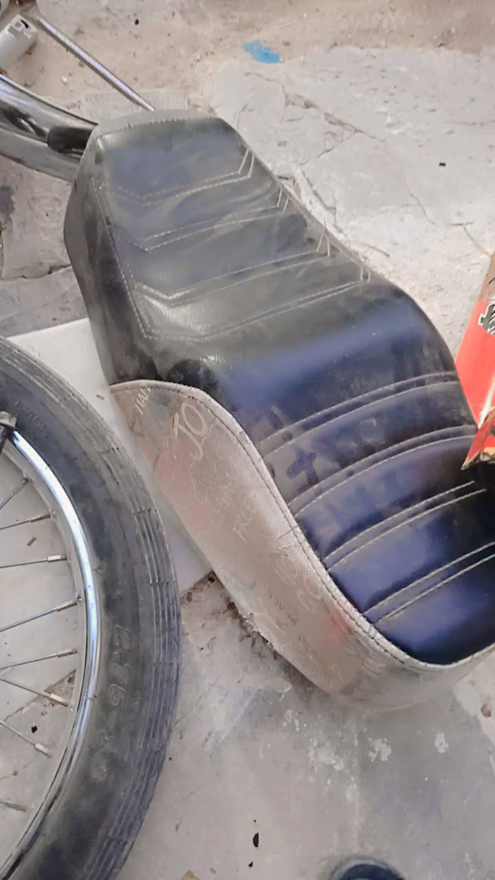 سلام عليكم ويل كدام هوه وتاير وراصطه وكشن ودبلات كدام لبيع لسعر خاص ***********
