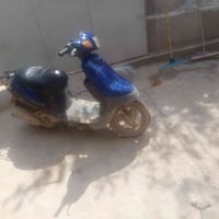 دراجه بطه للبيع كاعد  مطرت عليه وبعد ما شتغلت كفراته موجوده سعر 125 وب...