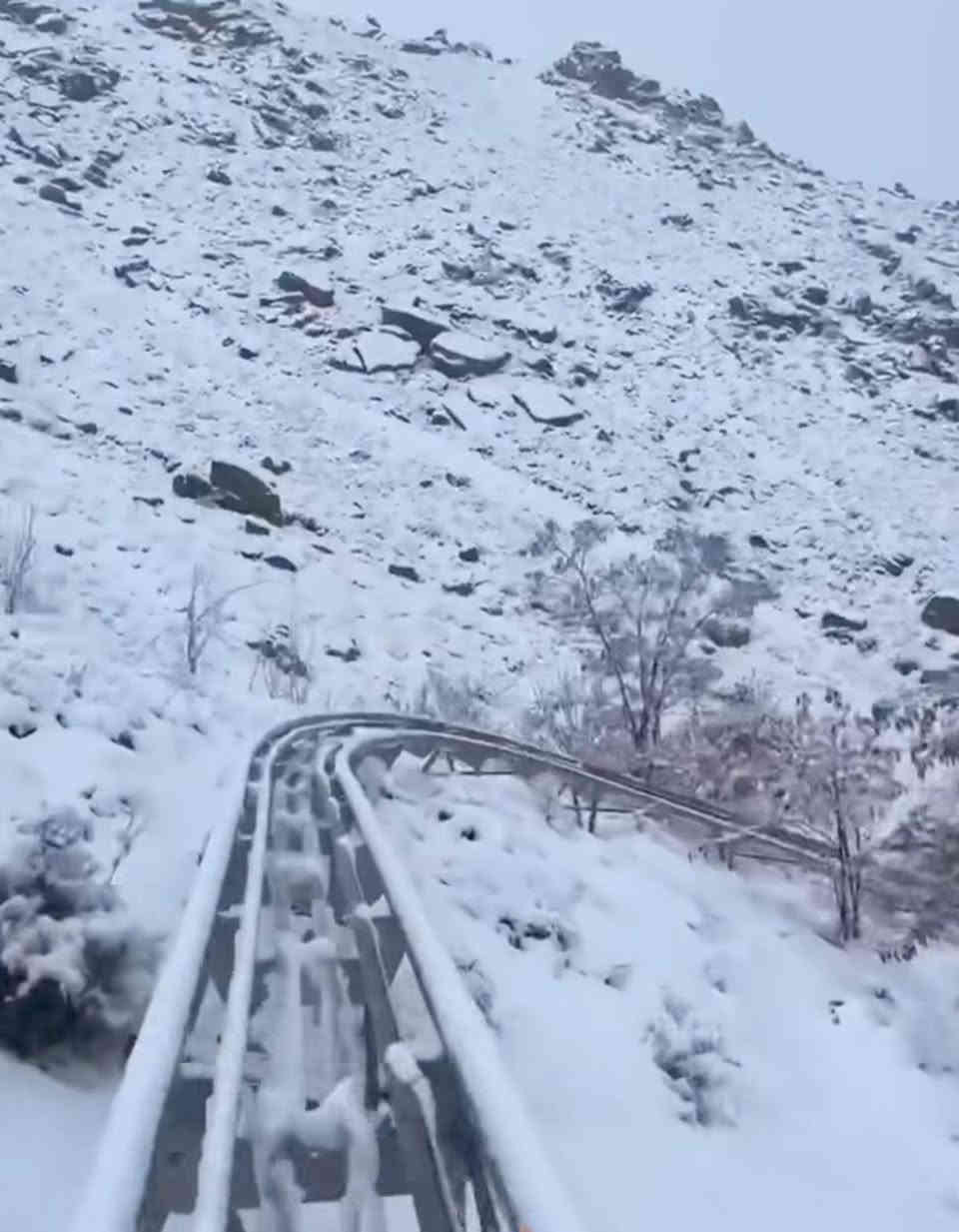 ❄️🔥#عيش_أجواء_الشتاء_والثلج_معنا 🔥❄️
✨ رحلة شتوية ثلجية إلى همدان وكرمانشاه ✨

⏳ 4 أيام | 3 ليالي

🗓️ موعد الرحلة:
📆 الأربعاء 7 / 1 / 2026

📍 أبرز الأماكن السياحية:
🏔️ گنجنامه
🚡 التلفريك
🌲 الشنگلبانه
🕳️ غار علي صدر
🏛️ طاق بستان
🛍️ سوق نوبهار

💰 سعر الشخص:
🔥 110,000 دينار فقط 🔥

✅ يشمل العرض:
✔️ النقل 
✔️ سكن 1 ليله كرمانشاه- فندق 
كوروش
✔️ سكن 2 ليالي همدان - فندق أميران
✔️ فطور صباحي بوفيه مفتوح 🍽️
✔️ جولات سياحية متكاملة

🚨 تنويه مهم:
⛔ يغلق الحجز بتاريخ 2 / 1 / 2026
الأماكن محدودة جداً — لا تفوت الفرصة ❄️

📞 للحجز والاستفسار:
***********

📍 العنوان:
خانقين – مجمع شاكر رضا – الطابق الثاني

🏷️ أصدقاء العمر للسياحة والسفر
رحلات مميزة • أسعار منافسة • تنظيم راقي ✨
