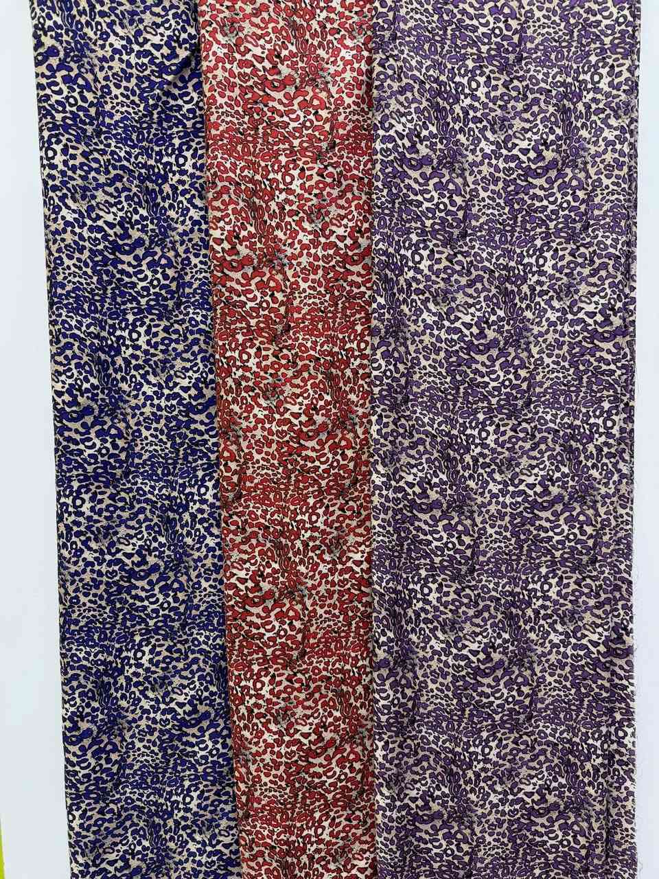 سلام عليكم ورحمة الله وبركاته 
كشمير إيطالي دي سجارج دبل صبغ خاميه. دراجه أولى 

توصيل موجود كل المحافظات 
للحجز واتساب 
***********
عنوان حله سوك مسكف من جهه الجبل اول محل اقمشه ع جهه اليمين
