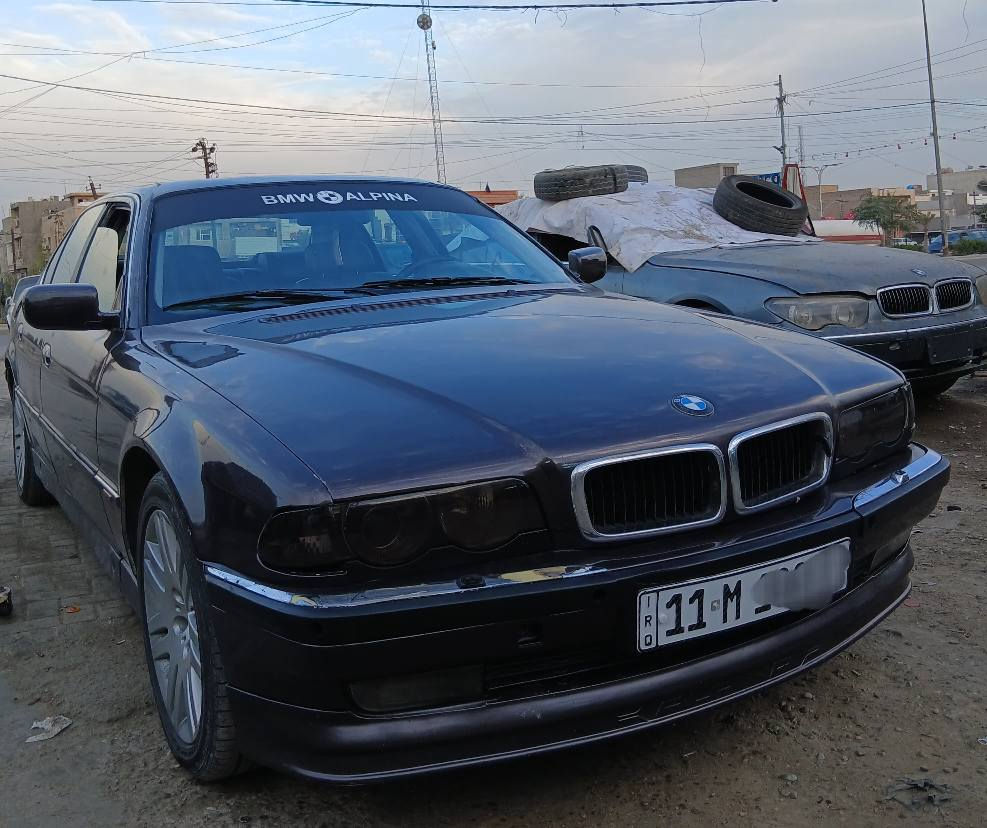 عنواني بغداد اليرموك وسيارة حلوه 
بي ام خفاش 730،،،،،،8 سلندر  مديل 95 محدث 2000  رقم بعظمكينه وكير وتبريد جاهزه من كلشي سياره وارد يابان بيها كص قمارة كانت بدون فتحه وسواها فتحه ويحتاجلها ترتيب رقم بغداد دوالي بسمي سعر 48وبيها مجال 
*********** بغداد, العراق
