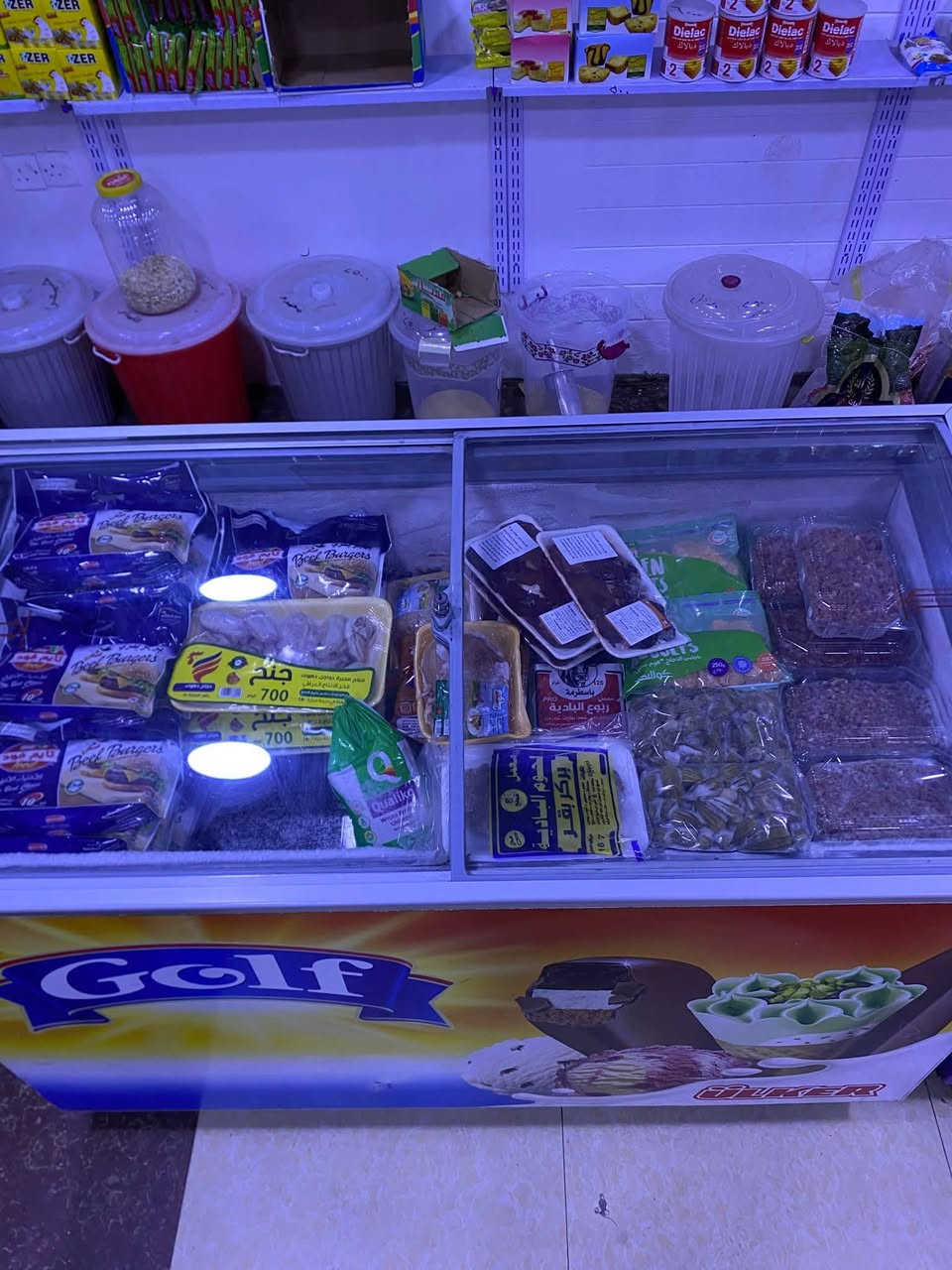 محل للبيع / موصل حي الرفاعي سايدين القسم ملاحضه المحل ع شارع العام يحتوي المحل ع 7 ثلاجات + 2 مجميدات+ سستم كاميرات  العدد 8  اسواق النسور 📌
للاستفسار ***********
