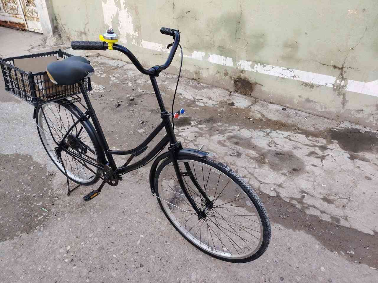 السلام عليكم اخواني الكرام للبيع فقط دراجة هوائية حجم 26 نضافة 90% تايرات جدد جاملغات جدد سرج جديد دواسات نضاف بايسكل نضيف السعر (60) وبي مجال للتواصل الاتصال على الرقم ***********
(ديالى الزهيرات)
