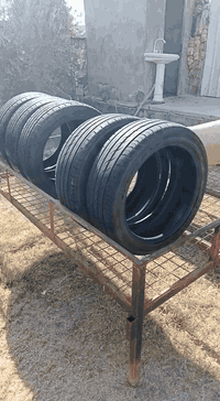 سلام عليكم تخم تاير مستعمل زوج اخو الجديد مكان بابل الدبله لسعر200وبي مجال بصيط***********(((***********
