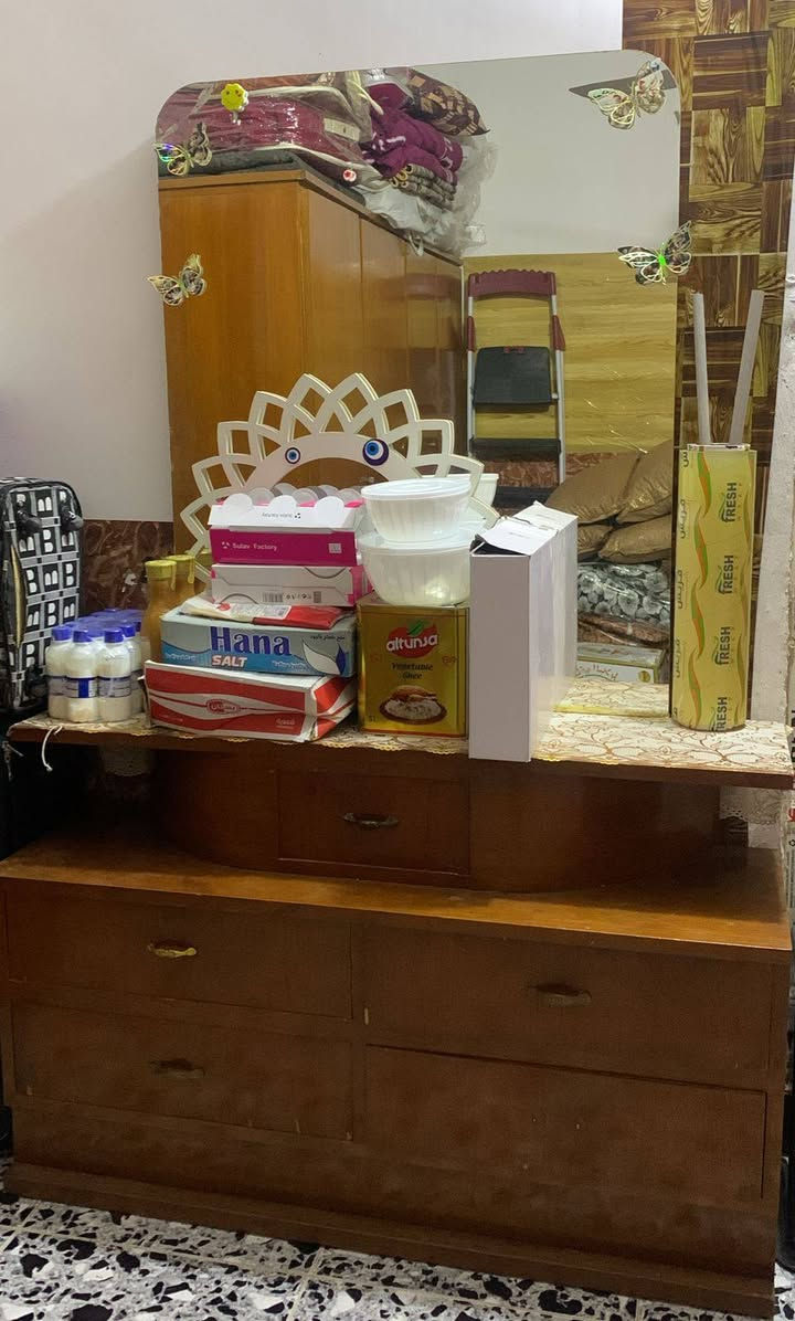 غرفه نوم صاج للبيع نضيفه حيل اي ضرر مابي بس كنتور مابيه السعر ٢٠٠ قفل


**إذا كنت صاحب هذا الإعلان وتريد حذفه لأي سبب، رجاءا أرسل رسالة إلى الدعم الفني**