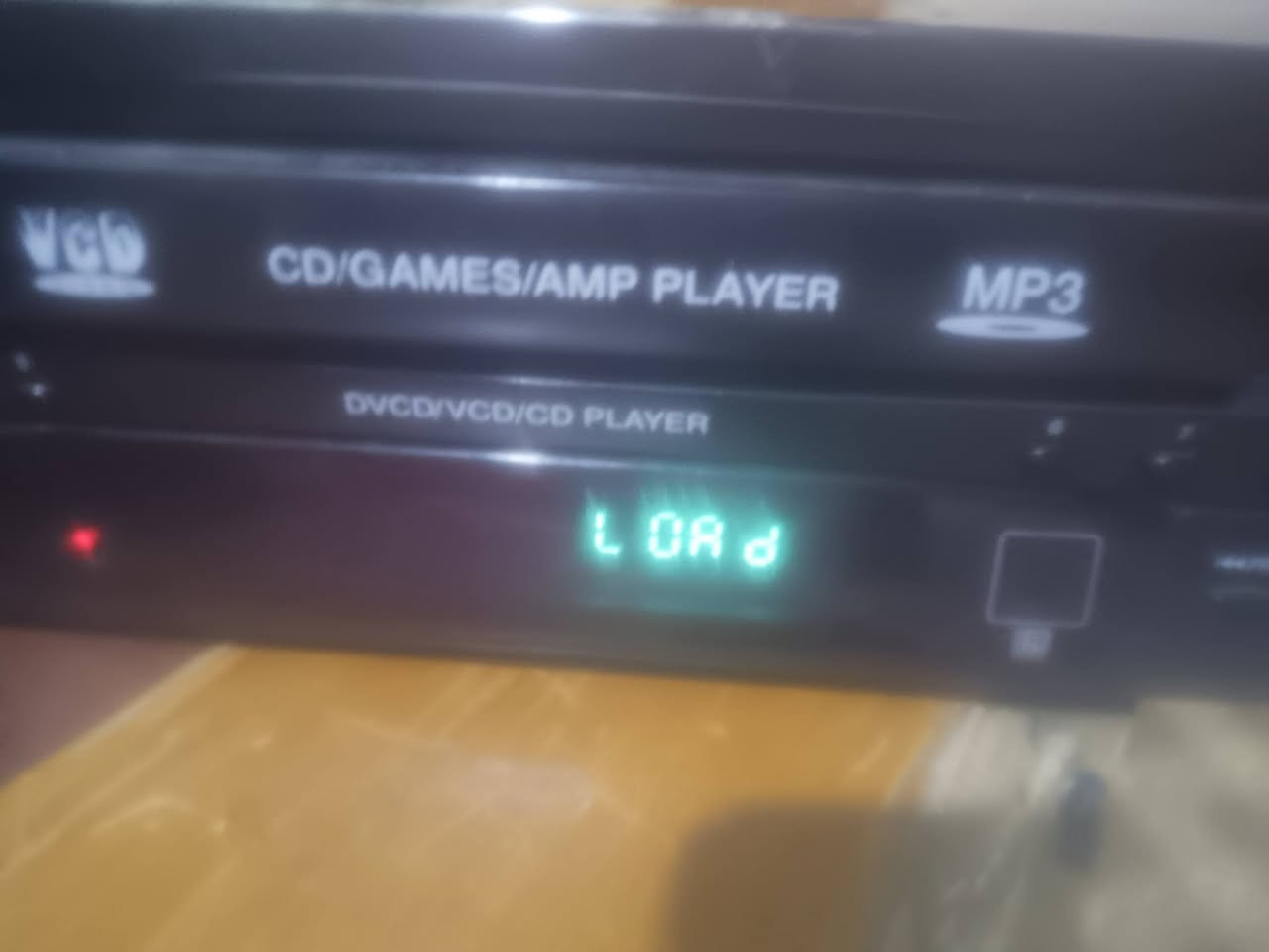 سلام عليكم ورحمه الله وبركاته 
راديو نظيف وشغال يصير ستلايت ومشغل افلام 
جهاز شغال بس والله ما فاحصة 
20 مع التوصيل


**إذا كنت صاحب هذا الإعلان وتريد حذفه لأي سبب، رجاءا أرسل رسالة إلى الدعم الفني**