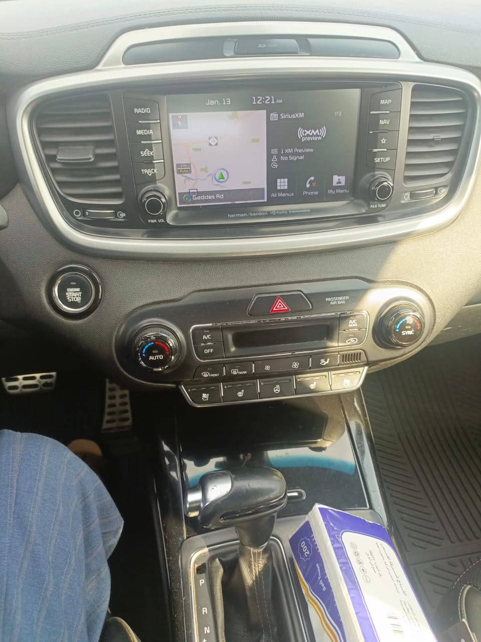 سورنتو فول مواصفات من كل المواصفات كامله بغداد بسمي بيه بنيد مبدل فقط السعر ١٨٥ وذا اكو مراوس عادي  مكاني بغداد***********. المكينه ٦سلندر   ٧راكب
