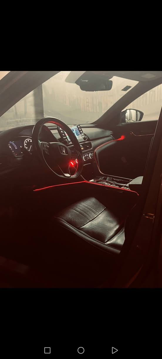 السلام عليكم
هوندا اكورد هايبرد 2022 فول مواصفات أعلى فئة بال اكورد
يعني أعلى شي 
السيارة حادثها واضح بالصورة مكانها بغداد الدورة 
سعرها ١٦٥ 
 هذا رقم تلفوني ***********
