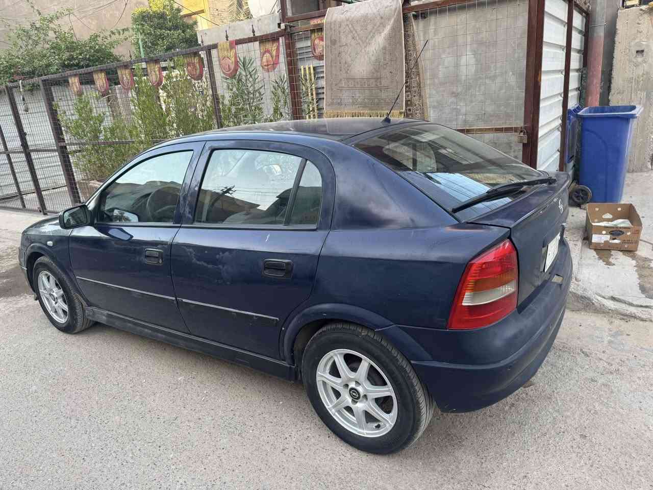 استرا ٢٠٠٢ رقم بغداد جاملغ خلفي صبغ فقط تبريد شغال صدر نضيف كير ومكينه بحاله جيده هاتف ***********@ السعر ٤٤
