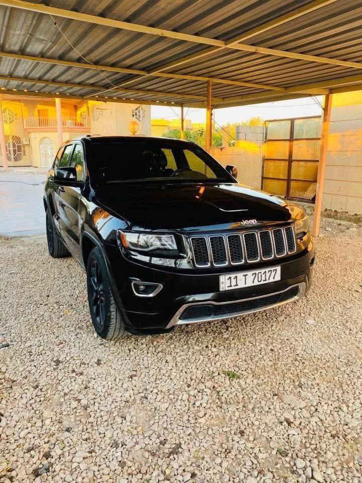 السلام عليكم اقره التفاصيل  رحمه ع والديك واتصل 
جيب موديل 15 اصل فول مواصفات )  عدا الجكات
* شفتات ستيرن ( بيع فقط بيع فقط ) سعرها نهائي قفل)
* تشغيل عن بعد  
* جنطه كهرباء 
* منضومه زنون 
* فتحه سقف 
 تحويل مباشر سعرها 157ورقه قفل
السياره بيها ٤ قطع وحده فتح بدون تبديل حادثه جاملغ امامي 
يوجد دعديل بالشاصي الايمن كلش بسيط مكاني بابل كير مكينه حداديه تخم تاير كله جاهز وجديد منضومه زنون 
***********
