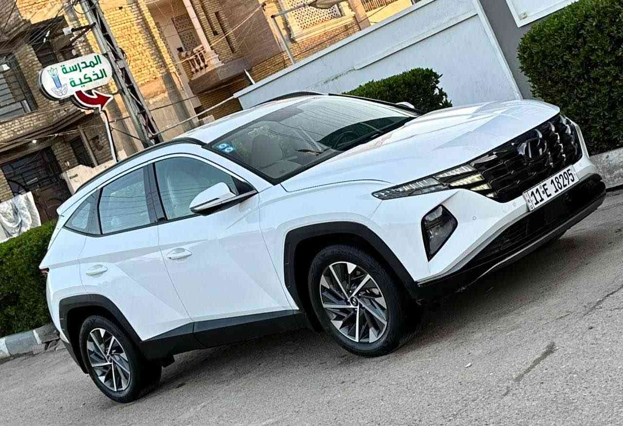 السلام عليكم 
توسان 2024 خليجي بيهه صخه بلبنيد مصبوغ ودعاميه اماميه وخشوم الشواصي تعديل مكفوله من الصبغ محرك 2000 بصمة مرايات كهرباء كشنين كهرباء شاشة كاميرا تحكم استيرن حساس خلفي وامامي لد أمامي وخلفي دبل ايرباك ماشيه 41هند بريك دكمه شاحن لاسلكي بردات مانع انزلاق مانع انحدار تبريد قطعتين 
AUTO HOLD 
DRIVE MODE
مكان السيارة بغداد العامرية 
السعر 207
***********
*********** بغداد, العراق
