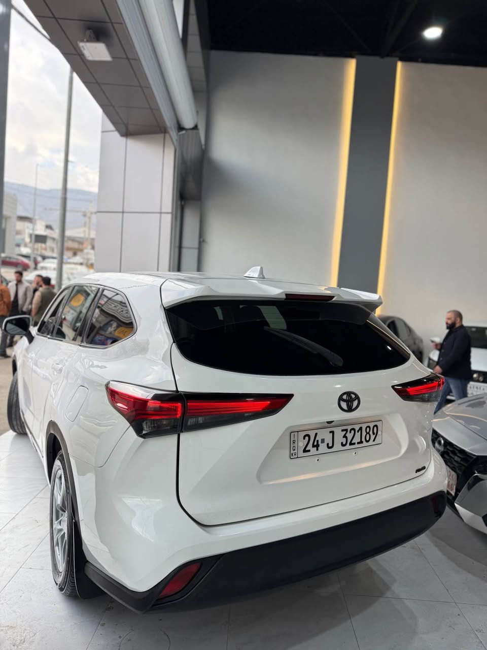 toyota highlander 2022 LE
سيارة نضيف جدن 100%
واحد علي واحد
سيارة امريكي 
رادار خلفي و امامي
تحديد سرعة
بصمة
شغال
تبريد مركزي
٧ راكب
ابيع سياره عام صبغ 
بدون دواخل بدون ارباك شرط%
تحويل وكاله شرط%
📞0️⃣7️⃣5️⃣0️⃣4️⃣0️⃣3️⃣3️⃣9️⃣4️⃣8️⃣ دهوك, العراق
