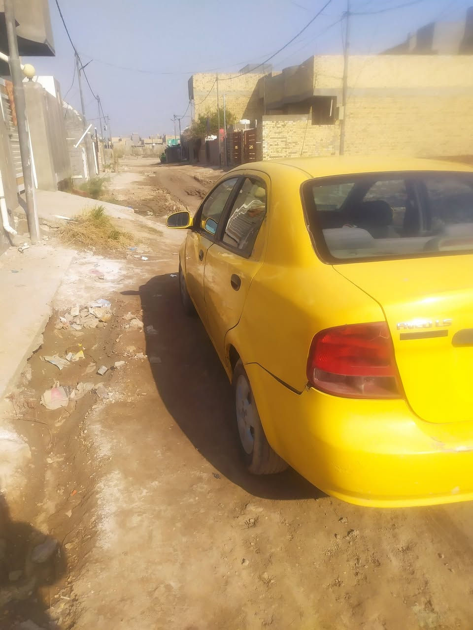 للبيع افيو موديل 2005 وارد خليجي رقم بابل بسمي فول اوتوماتيك مكان بابل شارع 30 السعر 43 وبيه مجال رقم ***********
