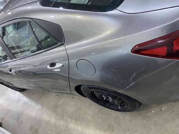 كيا ريو مديل 2022 السعر 103 
صور الحادث وصور السياره من نصبغت اصفر بلصور السياره نصبغت اصفر مترقمت اجره رجعت نصبغت رصاصي يعني السياره مصبوغه عام كامله نقصه صدر نص عمر يرادله تبديل 
العنوان بغداد الكريعات 
*********** واتساب فقط
*********** واتساب واتصال
