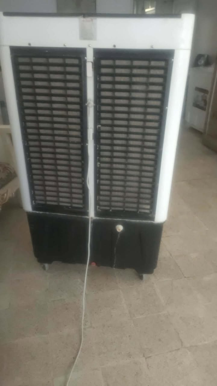 كونفيره للبيع هواها ثلج السعر 175 شرط نظافه


**إذا كنت صاحب هذا الإعلان وتريد حذفه لأي سبب، رجاءا أرسل رسالة إلى الدعم الفني**