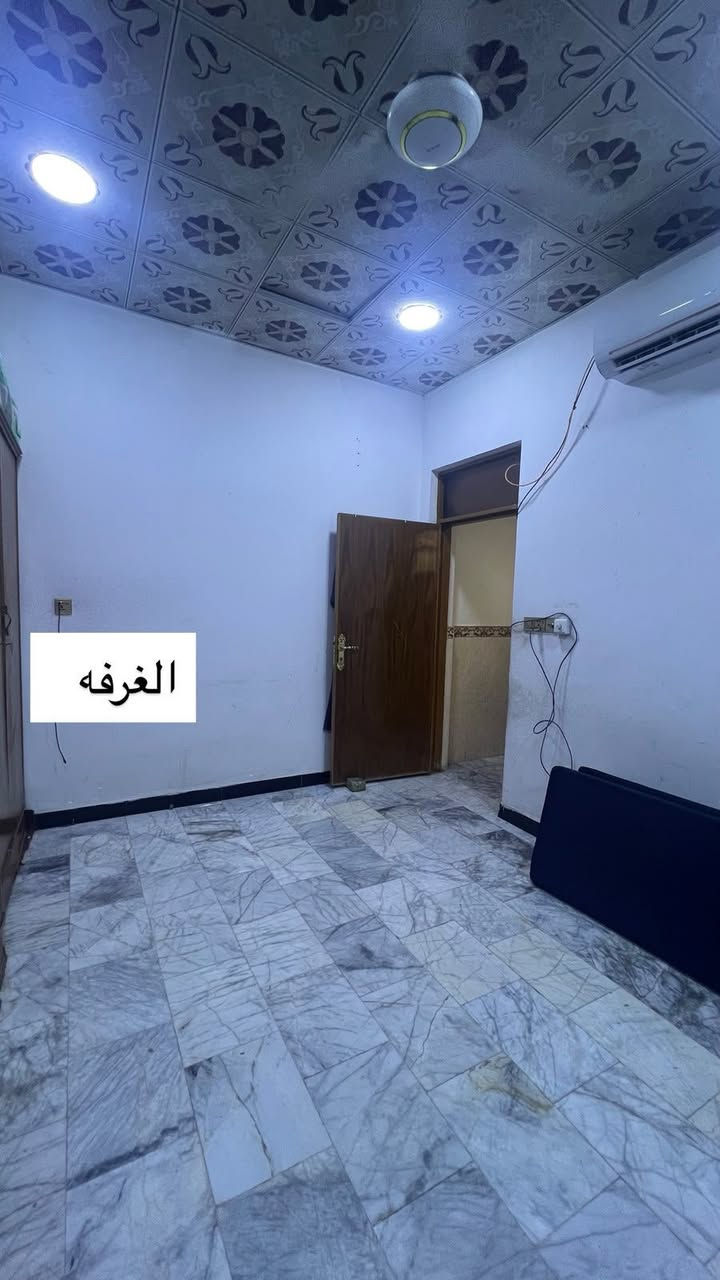 بيت لرهن سعر الرهن ٦٠مليون  
عنوان البيت بلقادسيه قرب مطعم ثابت    تواصل ***********نستقبل جميع العروض اجار رهن بيع وشراء
