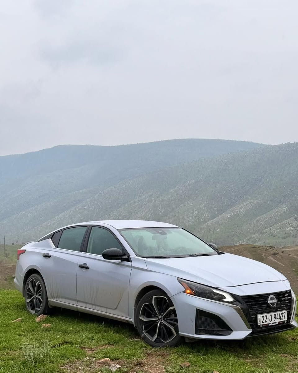 🚗 للبيع | نيسان ألتيما SR موديل 2023

* موديل: 2023
* المحرك: 2.5 لتر
* اللون: سموك (سمنتي) مميز
* الممشى: 35 ألف ميل
* الموقع: كركوك
* رقم السيارة: أربيل باسم المالك وجاهزة للتحويل.

المواصفات:
✅ فئة SR
✅ شفتات على الستيرن
✅ وضعية Sport
✅ مقاعد نصف جلد كهربائية
✅ تدفئة للمقاعد
✅ رادارات أمامية وخلفية وجانبية
✅ شاشة تدعم Apple CarPlay

حالة السيارة:

* وارد أمريكي.
* الضرر الأمريكي: بونيد وربع جاملغ.
* داخل العراق: شبر بهلال الجاملغ الخلفي، وPDR بالباب.
* السيارة نظيفة والاستعمال ممتاز.

📍 الموقع: كركوك
📞 للاستفسار  ***********

✅ لمعرفة السعر : اكتب تم بالتعليقات يتم الرد عليك خاص تلقائي

⚠️ تنويه:
السيارة إعلان ممول وغير تابعة للصفحة، ولا نتحمل مسؤولية الاتفاق أو تحديد السعر بين البائع والمشتري.

🌹 الله يبارك للبائع والمشتري، ويرزق الجميع من واسع فضله

 #سيارات #سيارات_للبيع #تسويق #السيارات #cars #تسويق_الكتروني #تسويق_رقمي #بيع #car.
