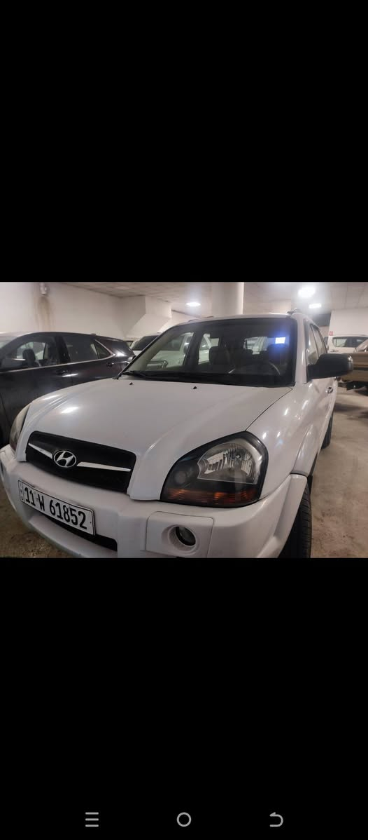 السلام عليكم 2010 مكفولة من الصبغ والضربة شخطات بسيطة كير محرك تبريد جاهزة تخم تاير حدادية سنوية وهزة جديدة السعر 115 مكاني بغداد حي العامل ***********
