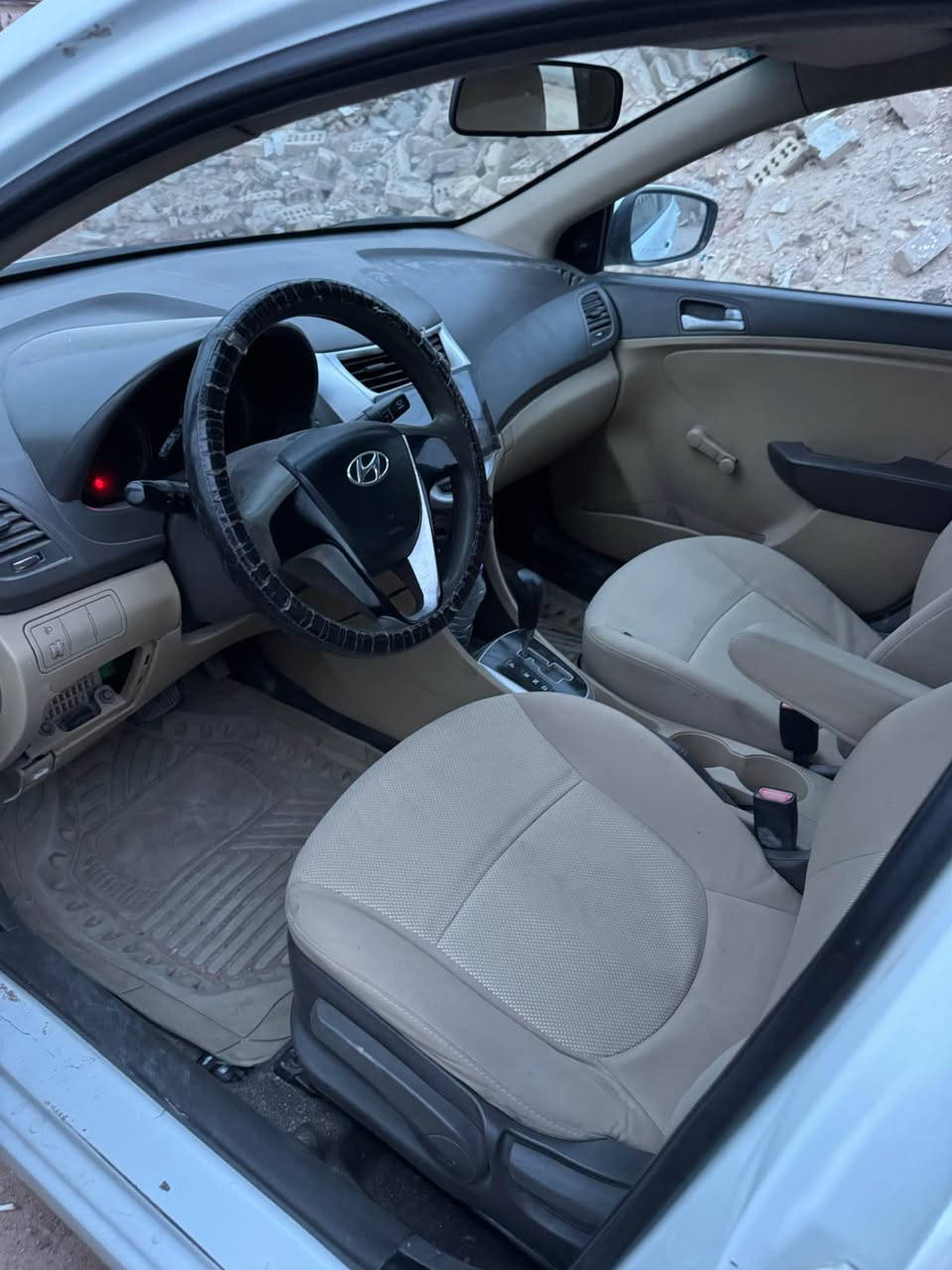 اكسنت وارد خليجي محرك 1600 مديل 2013 بسمي صبغ قطعتين فقط سياره جاهزه من كلشي رقم نجف مكاني النجف *********** النجف, العراق
