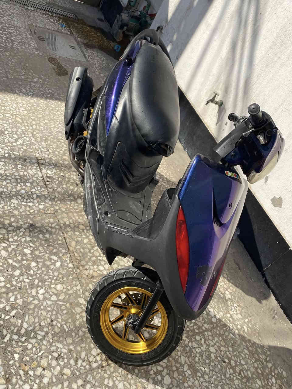 ماكس عدله مكينه ناعمه كلش كهربائيه كامله دراجه خير من الله ماتوكفك بشارع ابد نقصه بس سلف السعر 550العنوان الزعفرانيه شارع الكهرباء ***********
