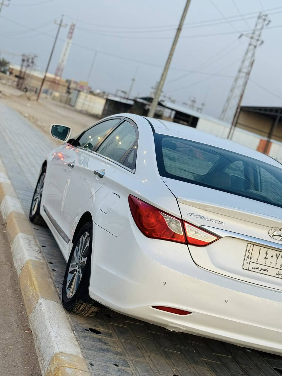 السلام عليكم سوناتا 2014  خليجي  مال جناي وجديده بلكارتون وماشيه 130 الف حقيقي رقم بابل تحويل ثاني يوم مكينه 2400 دوش السياره مكفوله جاهزه وبعد احلى من الصور مكانهه بابل للاستفسار *********** // ***********
