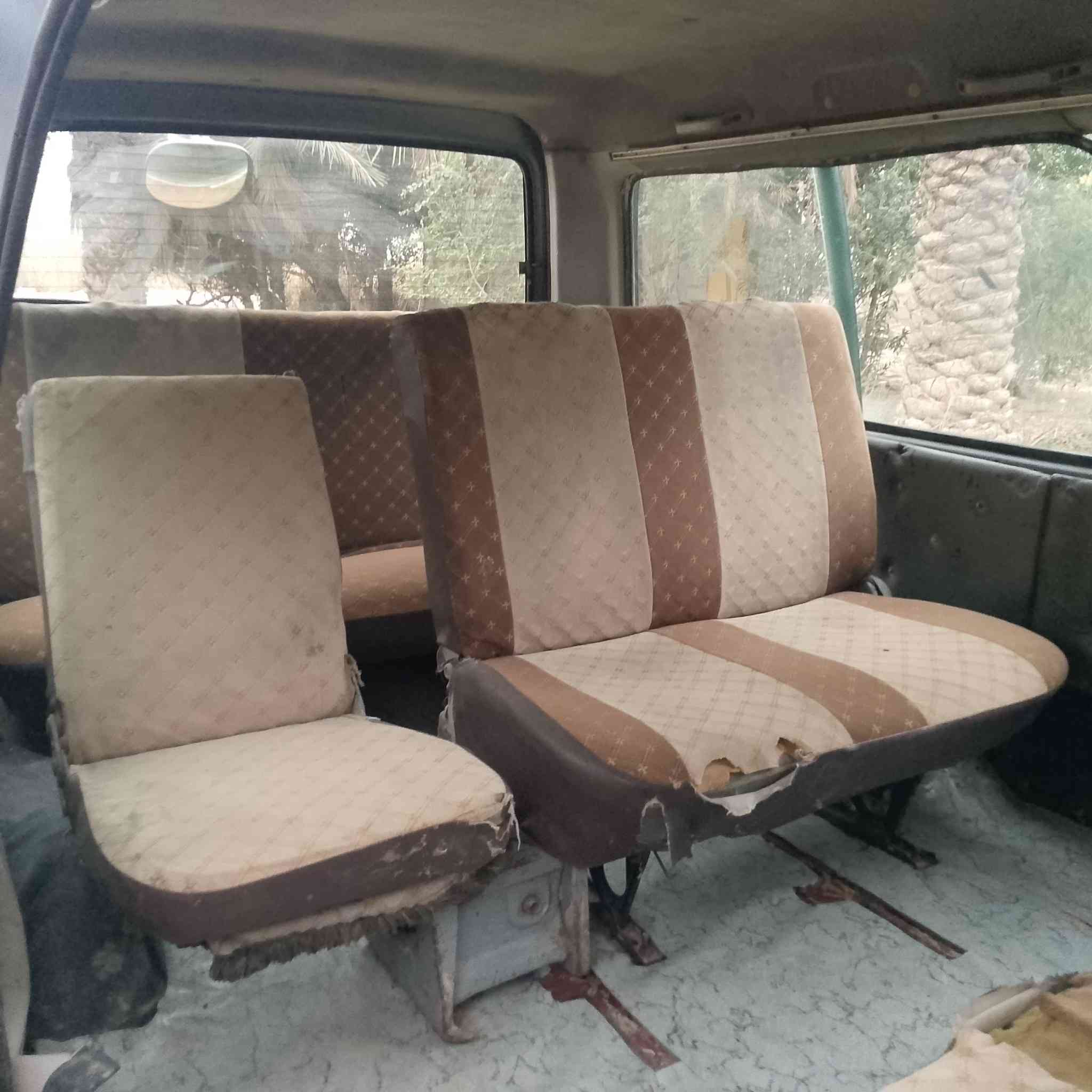 هيه سياره رقم بغداد  94من مكفولت  اربع شواصي محرك كير اكسن بلديه سنويه 26  عارضه 35 بيه مجال  ***********  واتساب برقم مكان السياره بغداد المحموديه الطيفيه
