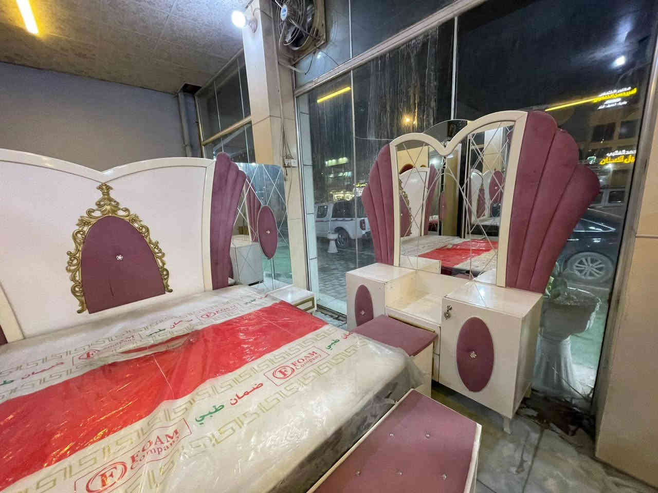 ٥٢٥ الف مع النقل والشد الطابق الأرضي داخل محافظة النجف الاشرف ***********
