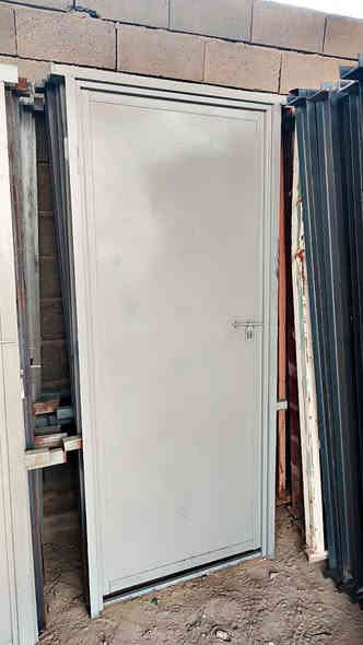 #شبابيك_و_بيبان جديد و مستعمل 

سكلة النجف
شارع المطار عامو 9
***********
***********
