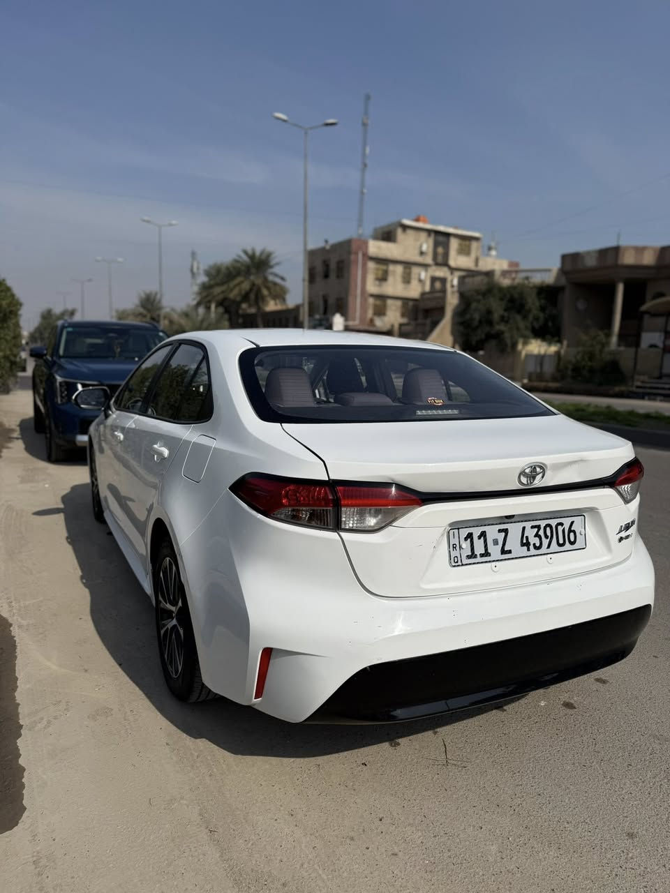 السلام عليكم للبيع كورلا خليجي 2024 رقم بغداد ماشي 31 الف مكفولة من الصبغ الفتح البارد عدا بيها رصعة بالصندوك و مبينة بالصور فقط هاي باقي سيارة مكفولة 

بصمة فتحة كامرة خلفية شاشة كبيرة أشاير بالمري تحكمات استيرن جهتين وباقي مواصفات معروفة 

مكان السيارة بغداد 

رقم الهاتف ***********
