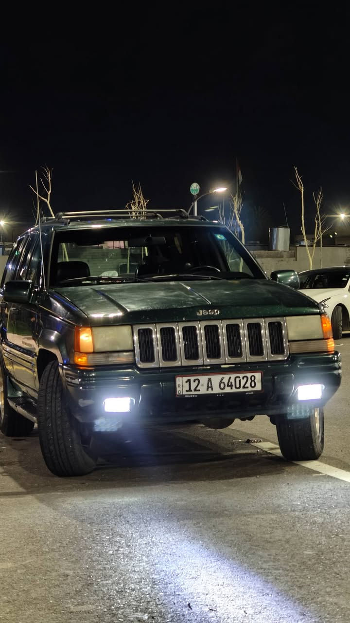 سلام عليكم
جيب شيروكي لمتد
فول مواصفات 
موديل 96
مكينه كير الاصلي مالم ما مفتوحات 
كشنات جلد وكهرباء 
خزن كشن السائق 
فرس بالسقف 
سستم صوت بلادي
4 جام كهرباء
قفل مركزي 
ماشيه 233
بسمي وهزه جديده 
السعر 68 وبيها مجال
العنوان موصل جانب الايمن 
الرقم *********** /***********
