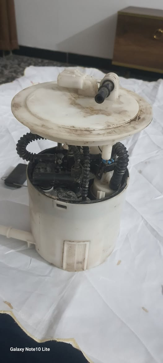 السلام عليكم قاعده أصليه جيب لاريدو للبيع السعر ١٥٠ الف ***********
