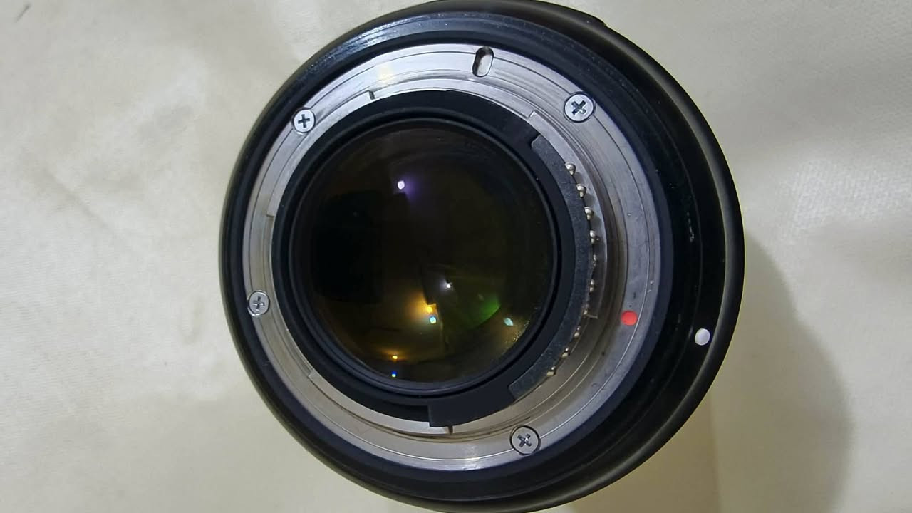 عدسه 85 آرت فتحة 4.1  #للنيكون
‏موجود هود و غطاء من طرفين 
‏مواصفات 
‏ عزل الخلفية (بوكيه قوي)
‏فتحة واسعة  f/1.4 
‏الخلفية ضبابية وناعمة
‏الصورة تطلع احترافية ومناسبة للبورتريه
‏العدسة مفيد جداً جداً بجلسات العرسان أو الخطوبة 👌


**إذا كنت صاحب هذا الإعلان وتريد حذفه لأي سبب، رجاءا أرسل رسالة إلى الدعم الفني**