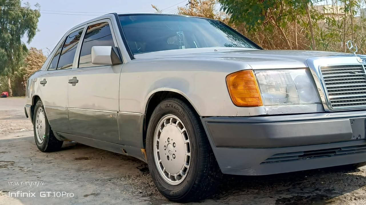 مرسيدس دب 1991 300
رقم #انبار انكليزي بسمي 
تخم تاير حداديه جدد 
كهربائيات جاهزه 
محرك وكير VVti جدد لك 
مكانه الانبار #الخالديه
السعر 53 وبيه مجال 
 ***********
