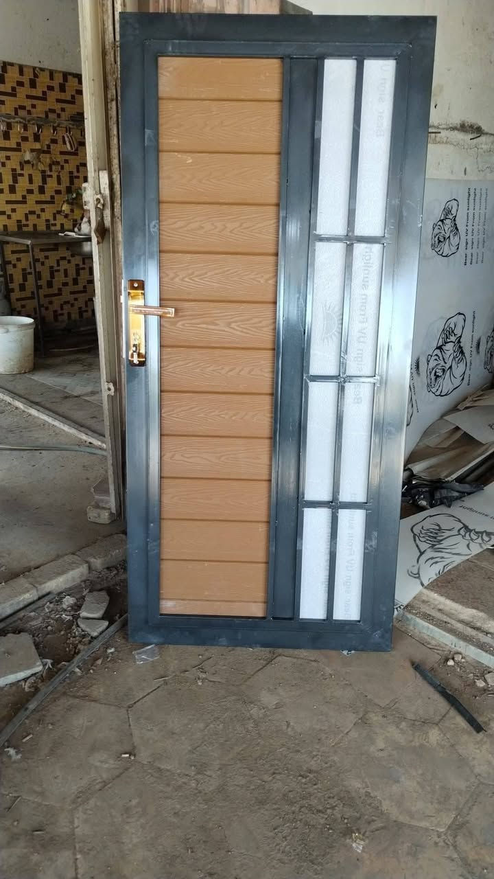 كافه انواع حداده عامه سقيفه بوب تغليف بوردج سقوف ثانويه شبابيك ميوزه كرفان ***********

