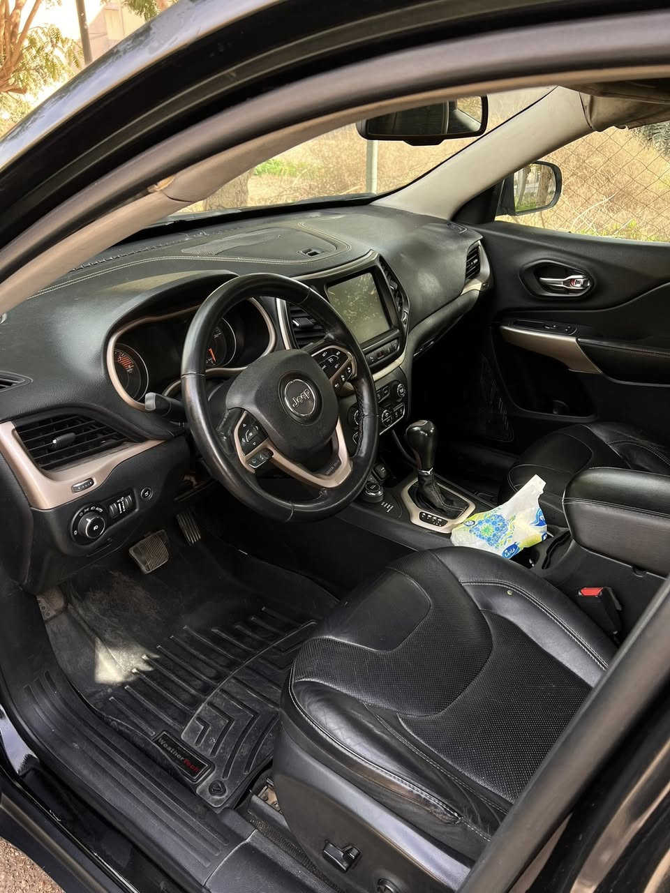 السلام عليكم جيب شيروكي بزون فول مواصفات مصبوغه بدون ضربه مكينه 6v


**إذا كنت صاحب هذا الإعلان وتريد حذفه لأي سبب، رجاءا أرسل رسالة إلى الدعم الفني**