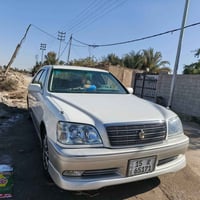 تويوتا كراون • زنون • كامرة خلفية