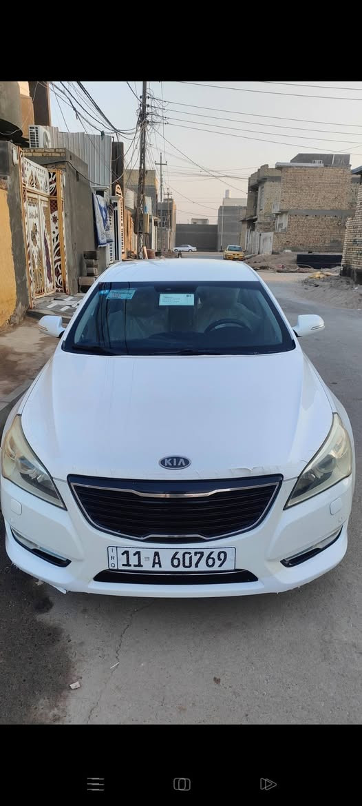 السلام عليكم
كيا كادنزا موديل 2012 خليجي محرك 6 سلندر 3500 مكفوله كفاله عامه فول مواصفات عدا البنراما رقم دولي بغداد باسمي تحويل ثاني يوم سنوية للغاية 2028 السعر 128 وبيها مجال قليل مكاني ميسان  الاتصال ***********
