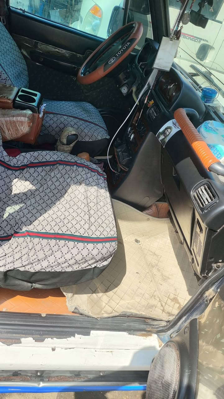 سلام عليكم كالوبر البيع موديل 2000السياره حلوه جاهزه السياره محور كاز اوتماتيك بيه خيط بخار سياره بسمي تحويل ثاني يوم مكان السياره الحمزه الغربي ***********
