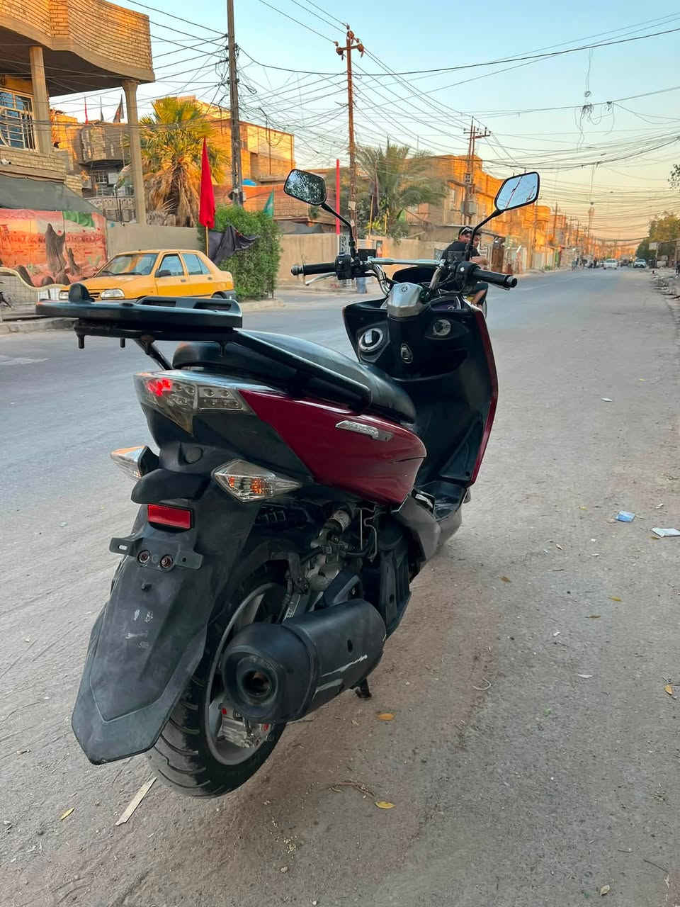 ماجسته أس حديث  دراجه حلوه ماناقصها شي كفراتها أصليه بيها صبغ فقط الترايش جوه. محرك خير من الله  شلعه ومعدل كهربائيات كلها شغاله گيچات شغالة أوراق كاملة عنوان بغداد الشعب سعرها 900 وبيها مجال ‏‪‏‪***********‬‏
