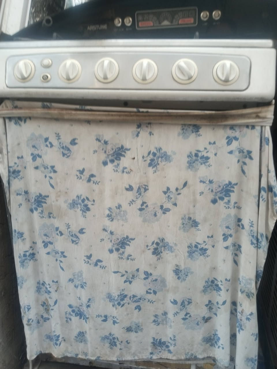 اغراض للبيع للاستفسار ع الرقم ***********
