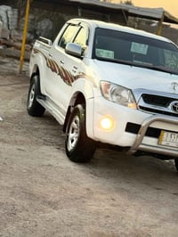 تيوتا هايلوكس • ٤×٤ • رقم بغداد