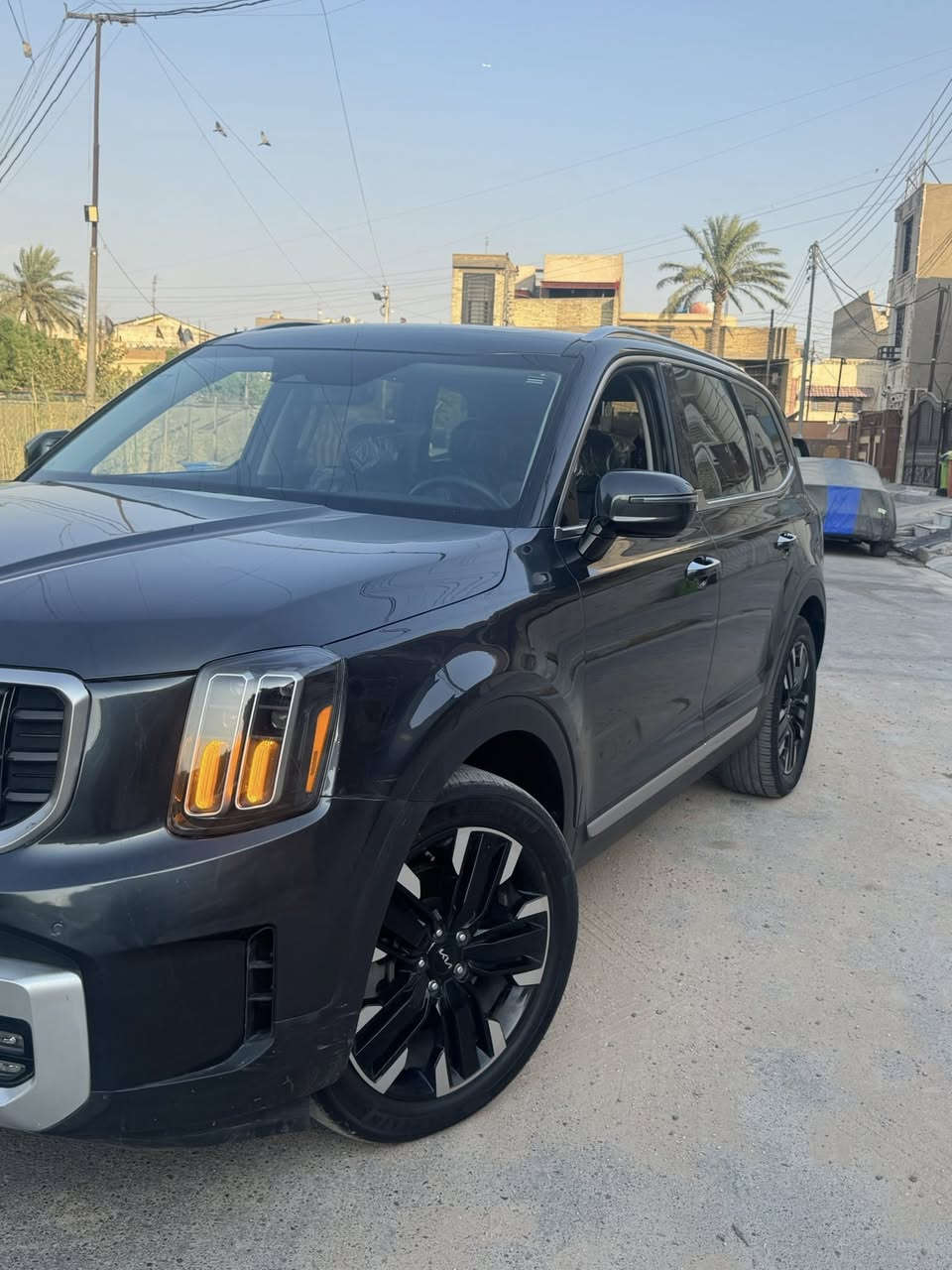 كيا تلورايد 2023 xin-sx
ماشية 48000mil
محرك 3.8 4x
موصفاتهة 
1-رادرات امامي+خلفي+جانبي
2-تحديد مسار 
3-كامرات 360
4-صندوق كهرباء
5-لدات داخلية ابواب + دشبول 
6-تدفئة + تبريد كشنات 
7-كشنات كهرباء 
8-مساج كشنات
9-لايت زنون 
10-ويل 20
11-سستم سماعات هارمن كاردن 
12-دبل فتحتة سقف
13كشنات منفصل vip
14-دخول ذكي 
15-تحذير قيادة عند الخروج عن المسار
16-كشنات خزن ميموري
17-تبريد مركزي + تحكم مناخي منفصل 
18-بردات ابواب 
19-مراية وسطية تحكم تضليل
وبعد هواي موصفات 
سعر285 وبيهة مجال بسيط

رقمي ***********
