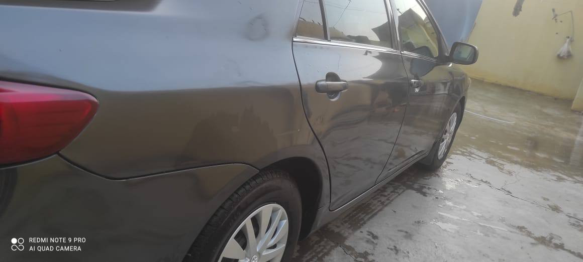 السلام عليكم 
كورلا 2009 وارد امريكي 
سنويه جديد كير محرك شرط 
سيارة صبغ جوانب سقف بنيد صندوق بلاد انطيك حزام 
شرط تحويل دفتر بانزين 
تغليف داخل نضيف 
السعر 97 وبي مجال 
***********
