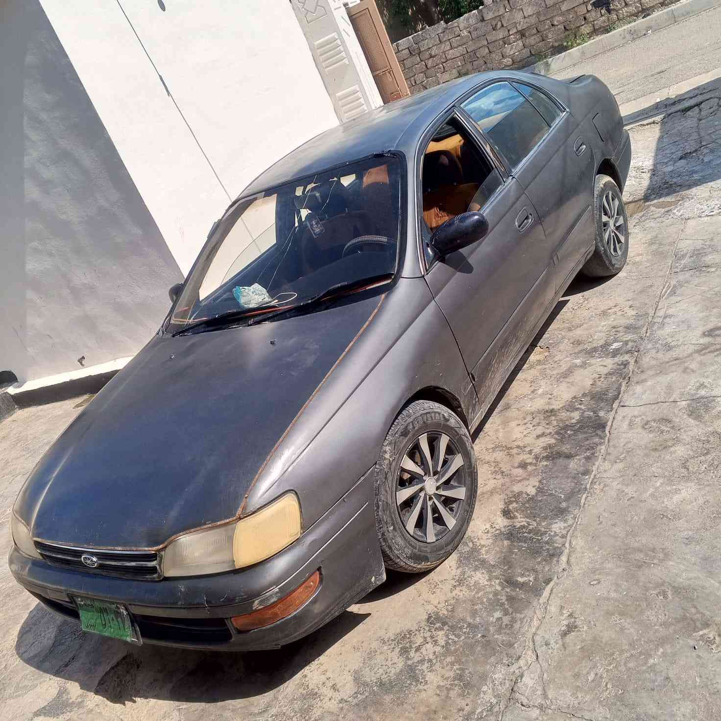سلام عليكم سيارة كورله فرخ بطه البيع مسجله فحص نينوى السعر 22$  ***********
