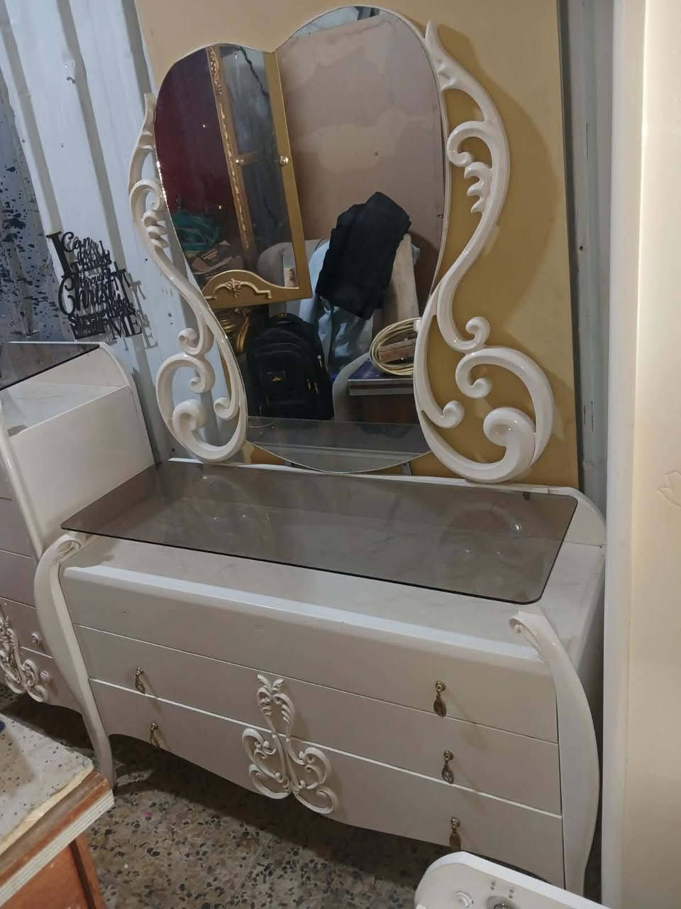 غرفه تركي 7 قطع لون للبيض نظام سلايت الغرفه كلش نظيفه واي ضرار مابيها دواخل والخارج كلها نظيف واخت الجديدة 
نسبة نظافتها 90 /100 وأكثر 
العنوان بغداد البياع لاعلام واكو توصيل هم


**إذا كنت صاحب هذا الإعلان وتريد حذفه لأي سبب، رجاءا أرسل رسالة إلى الدعم الفني**