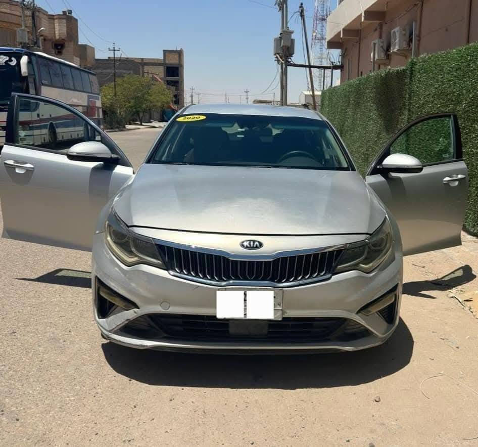 كيا اوبتيما  موديل ٢٠٢٠ 
محرك ٢٤٠٠ GDI
ماشيه ٢٧ الف ميل
تحكم ستيرن -انظمة قيادة
رادارات جانبية وامامية وخلفية 
كاميرا-حساس خلفي 
نقطة عمياء -تحديد مسار - مانع تصادم
وارد امريكي حادثها بنيد فقط-صور الحادث مرفقة
السعر ١٣٨ 
عنوان السيارة كربلاء... رقم صاحب السيارة ***********
