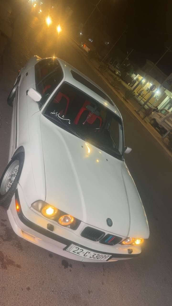 بي ام موديل 91 مكينة 525 سقر گير توماتيك 
قپات موسافات دوو جام كارةباي سيلاد 
پيش گةورةية تبريد سارد گةرم ويل حةسير 
4 تاي نوي لةسةرة لايت القة فانوس جركةي تيدا نية
٣ پارجةي هةية بئ ناو گرتن رقمي تا 2030 نوية 
تحويل غرامة بةشةرت سيارةكة مالي دؤستة زؤر 
باكو خاوينة عنوان ئاكري 
تةنها فرؤشن نرخ 65 مجاليكي برايةنة أربيل, العراق


**إذا كنت صاحب هذا الإعلان وتريد حذفه لأي سبب، رجاءا أرسل رسالة إلى الدعم الفني**