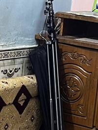 اضاه300واط لبيع فقط سبرنكه مال قاعده بطاريه ضايعه  مع سوف واستاند وغرا...