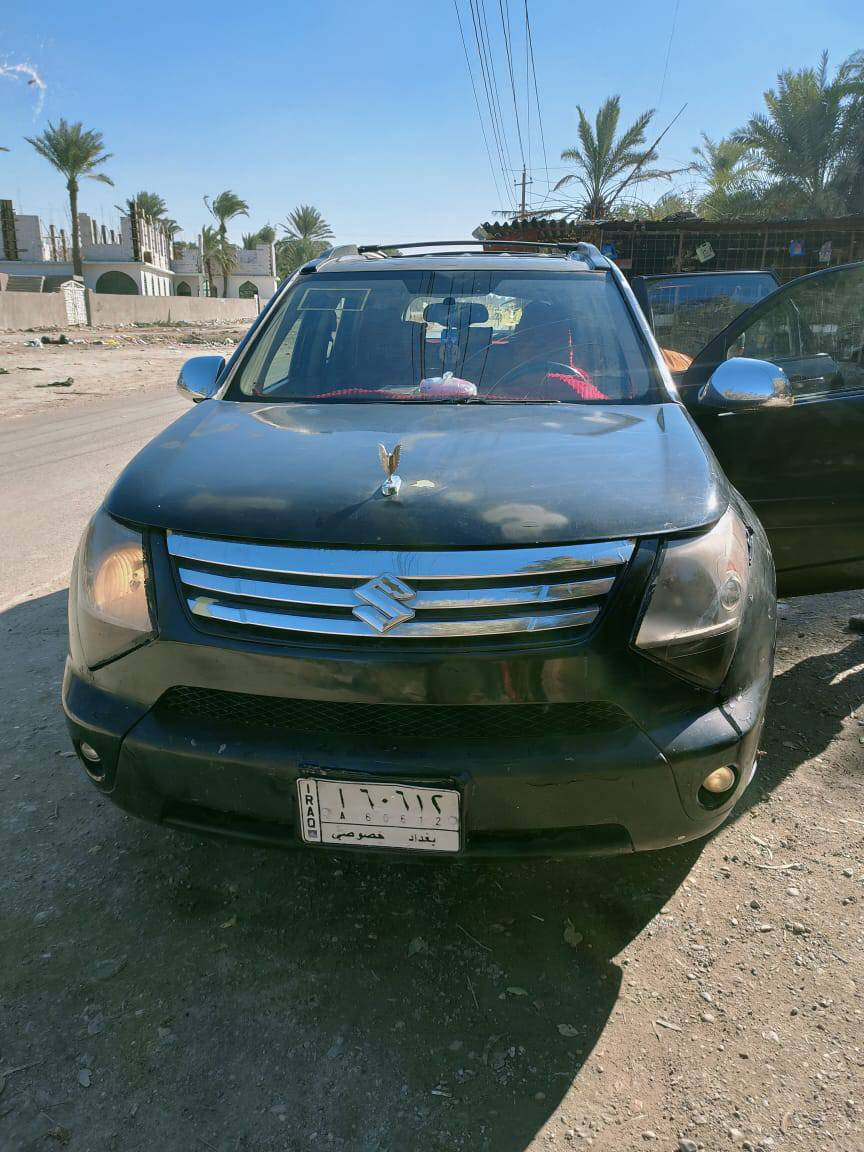 ***********
مكانها بغداد سويب شارع السواعد
 
سوزوكي xl7 2007
ياباني 
تبريد
صدر 
تايرات جديدات 
كير اوتماتيكي
محرك 3500 
كلة جاهز
دوشمة جديدة
لايتات شمسي
شاشة 
سيارة فول بانزين وطلع ترايك وين ميعجبك 
السعر75 وبيها مجال
