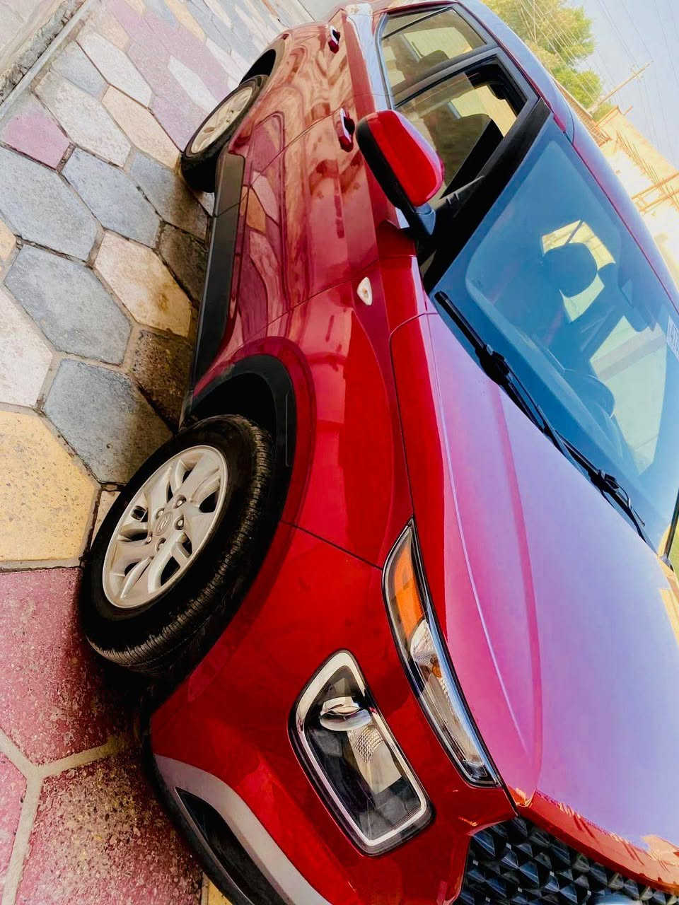 السلام عليكم 
فينو لبيع موديل 22كلين سياره بدون قطره صبغ رقم بابل باسمي السياره جديده بمعنى الكلمه ومابيها نقص برغي وكلشي بيها بلادي
السعر 138 
***********
